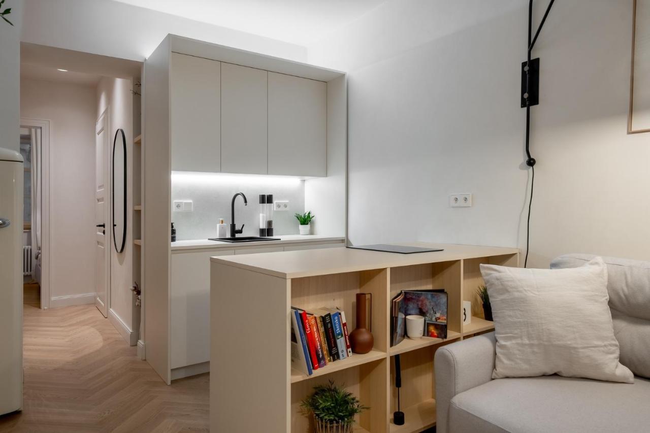 Limewash In Vrsovice By Days Apartamento *